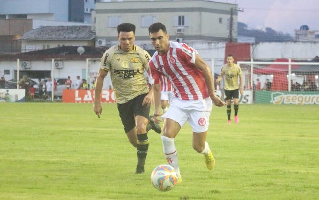 Criciúma e Hercílio Luz empatam no primeiro jogo das quartas do Catarinense