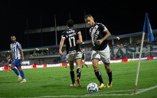Sob pressão, Vasco encara obrigação de vencer o CSA, da Série C