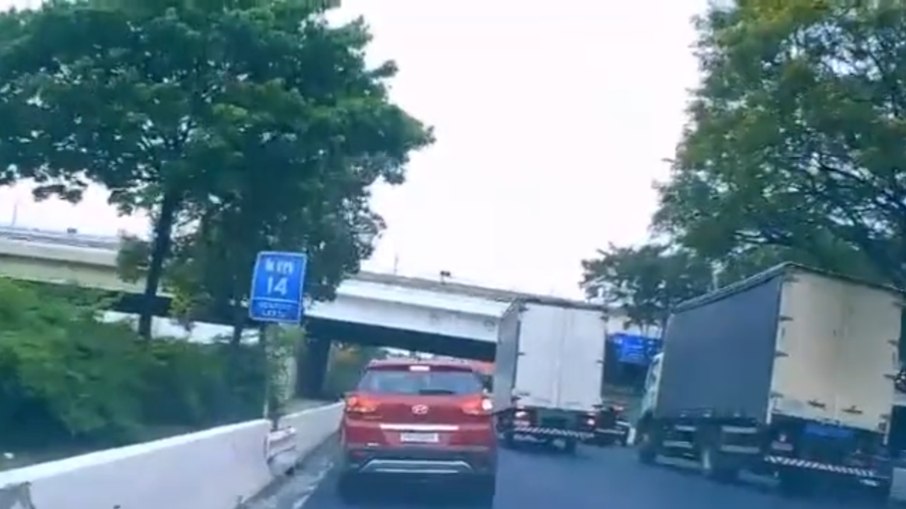 Assalto aconteceu em congestionamento na Marginal Tietê