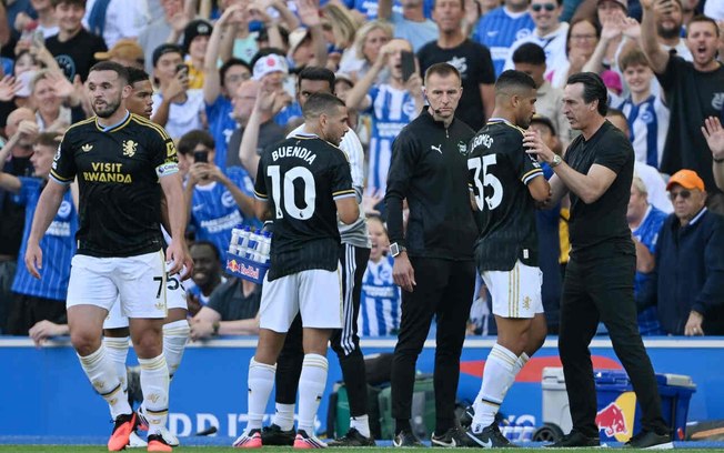 BRIGHTON, ENGLAND - AUGUST 23: Joao Gomes of Aston Villa receives a red card by referee Peter Bankes during the Premier League 2026/27 match between Brighton BRIGHTON, ENGLAND - AUGUST 23: Joao Gomes of Aston Villa receives a red card by referee Peter Bankes during the Premier League 2026/27 match between Brighton