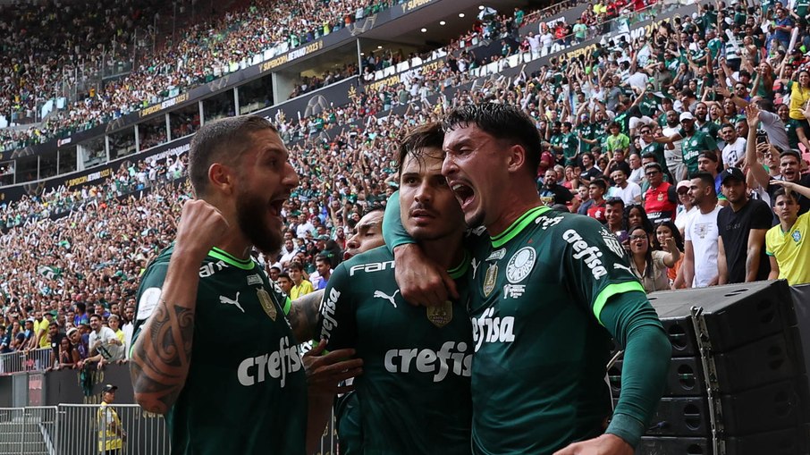 Palmeiras vence a Supercopa