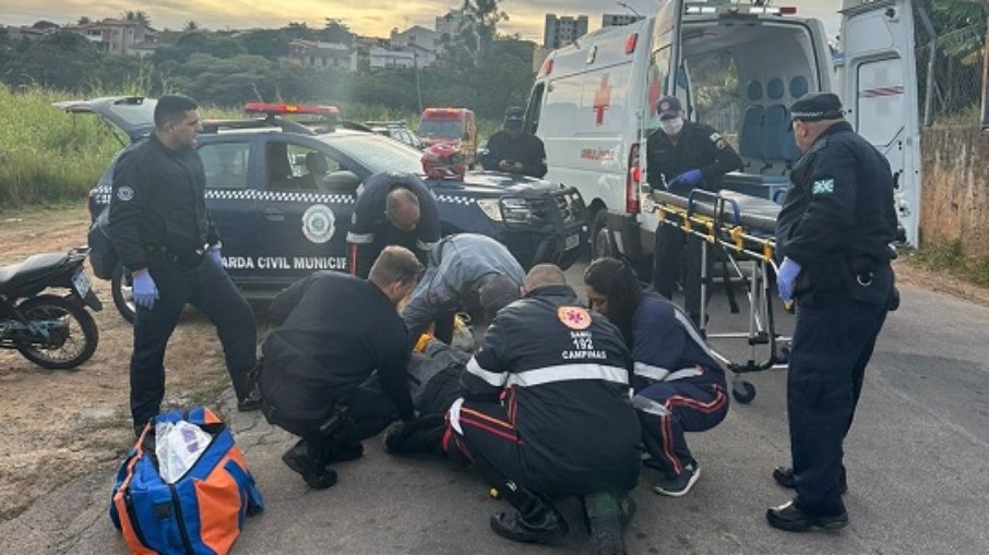 Jovem sofreu um mal súbito enquanto pilotava sua motocicleta Jovem sofreu um mal súbito enquanto pilotava sua motocicleta