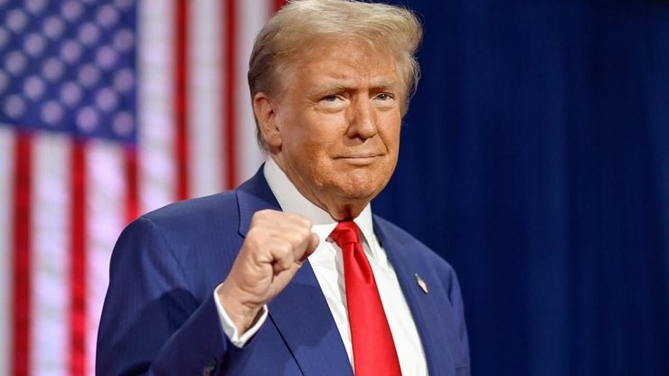 Trump descarta ataque a líder do Irã, mas alerta: “Nossa paciência está se esgotando”