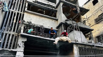 Bombardeio%20israelense%20na%20Faixa%20de%20Gaza%20deixa%20quase%20100%20mortos