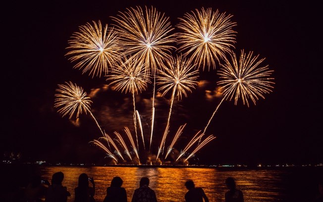 É proibido soltar fogos de artifício no Ano-Novo? Veja as regras