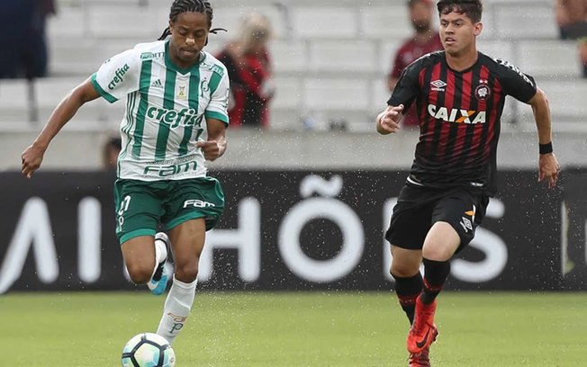 Palmeiras briga pelo título do Brasileirão 2026 com o Flamengo