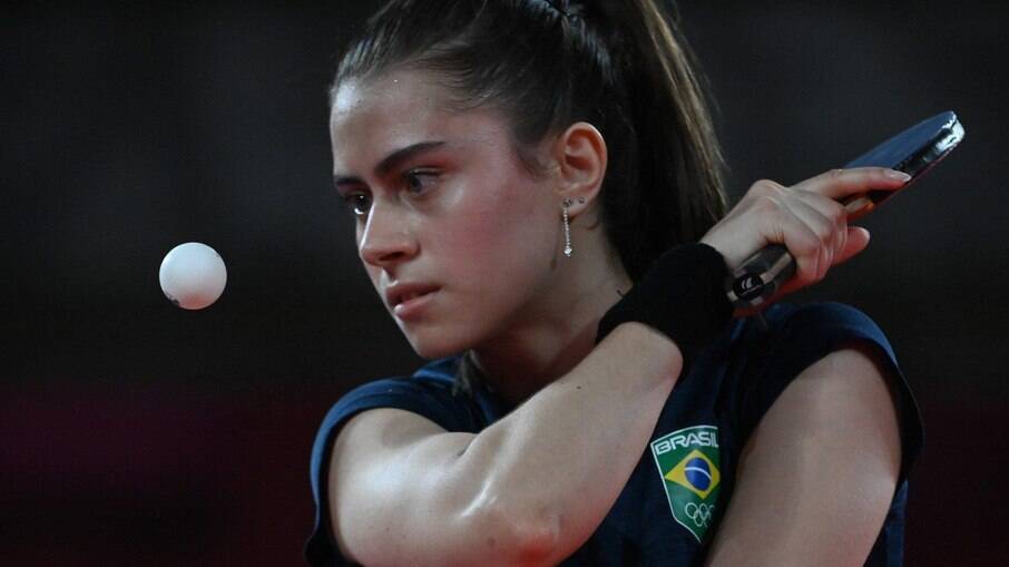 Brasil perde para Hong Kong e é eliminado no tênis de mesa feminino por equipes