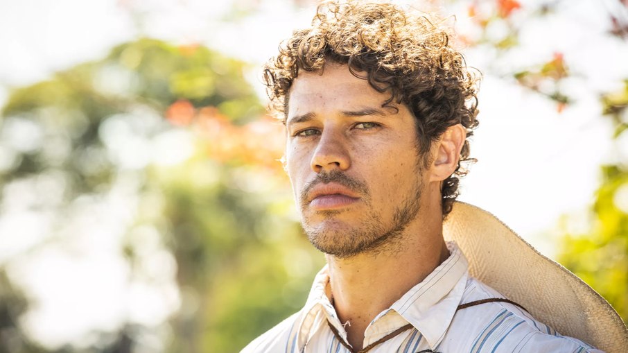 O ator estará em sua terceira novela seguida na emissora