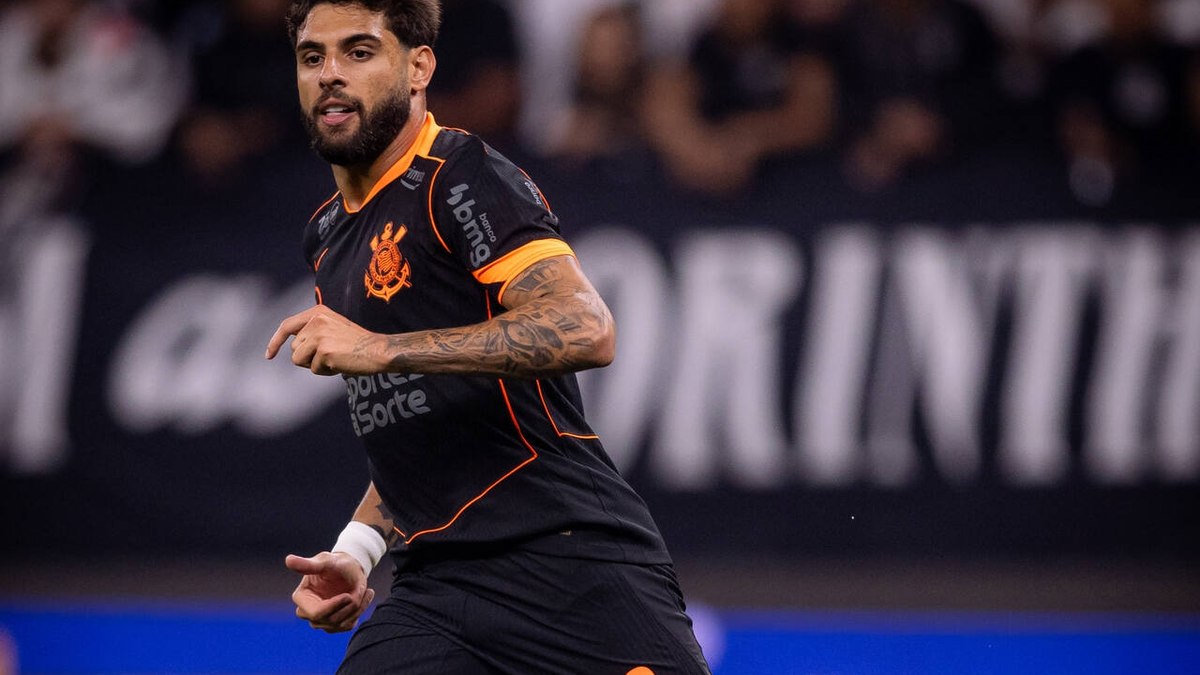 Yuri Alberto volta ao Corinthians para clássico contra o Santos, seu 'alvo predileto'