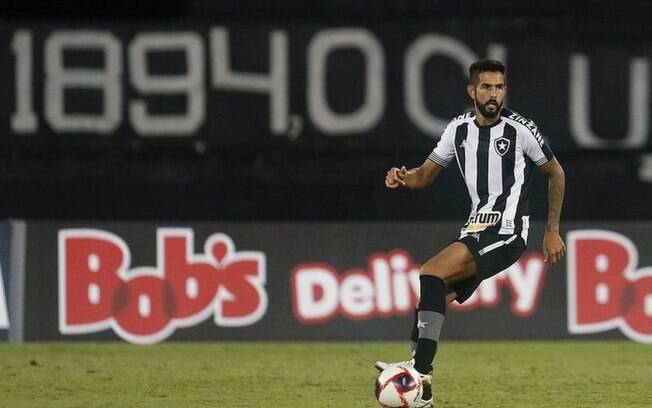 Jonathan se despede do Botafogo em carta: 'O lugar do Fogão é brigando pelas primeiras posições da Série A'