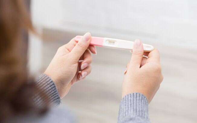 A infertilidade secundária acontece quando, após dois anos de tentativa, o casal não consegue engravidar do segundo filho