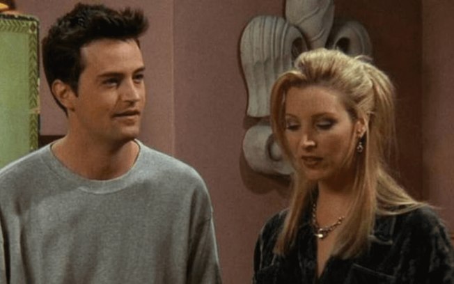 Lisa Kudrow revela que está reassistindo a série Friends