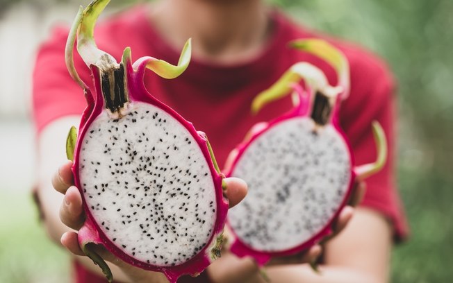 Qual a diferença entre a pitaya branca e vermelha?