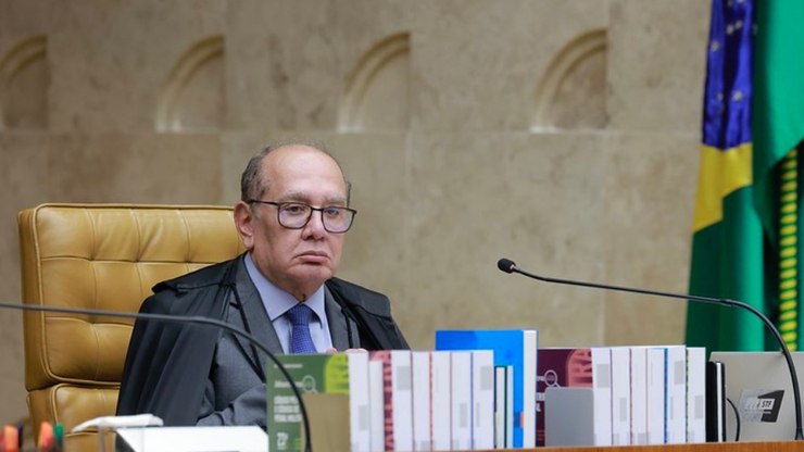 Gilmar Mendes pede a Barroso que decida quem fica com a relatoria sobre o aumento do IOF