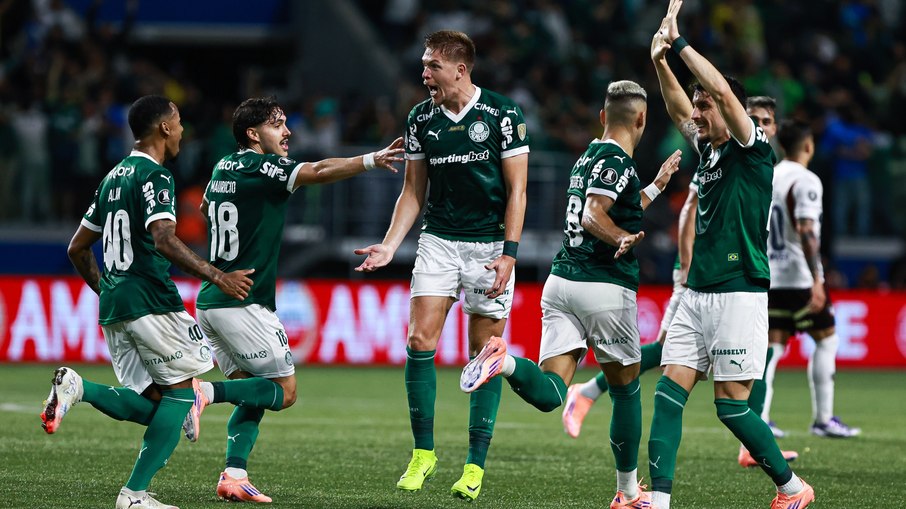Histórico: Palmeiras vira sobre LDU e vai à final da Libertadores