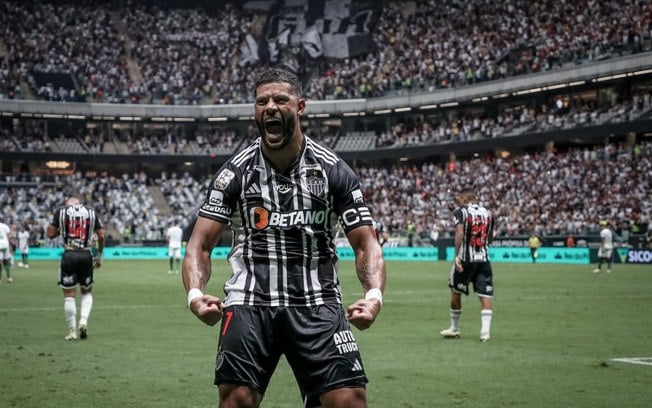 Embalado pelo 100° gol, Hulk busca quebrar marcas pelo Atlético-MG até o fim do Mineiro