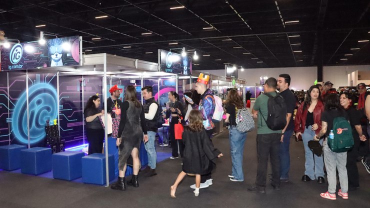 iG transforma estande em ponto de encontro na BGS 2025