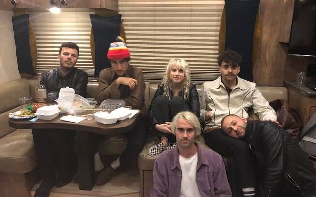 A banda Paramore lançou o seu recente 