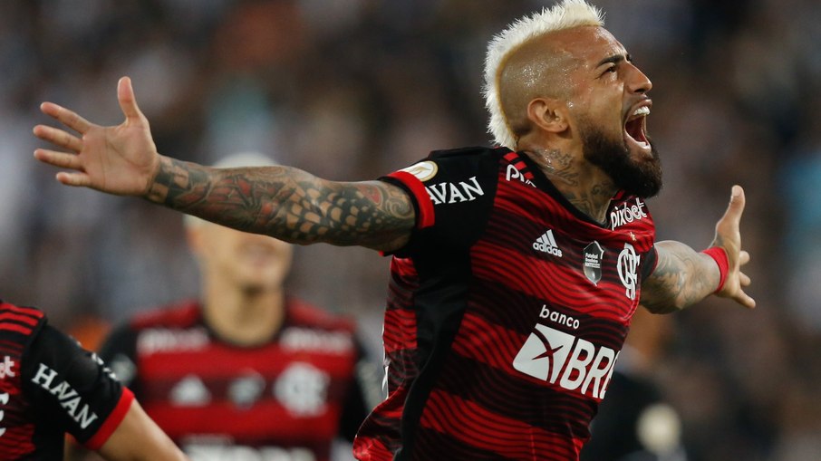 Vidal foi destaque no Flamengo Vidal foi destaque no Flamengo