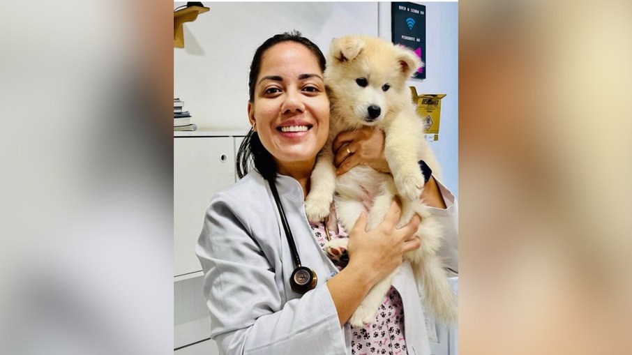 Veterinária Fabiana Macharelli