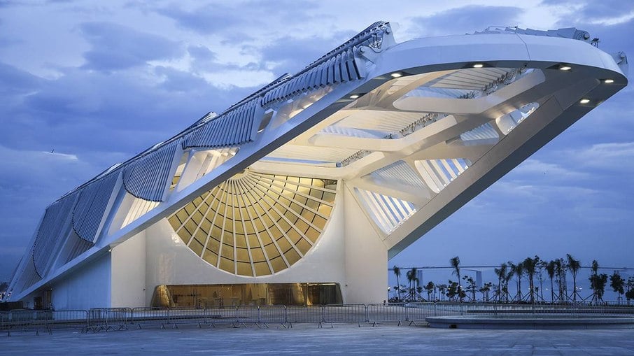 A fachada do prédio do Museu do Amanhã, na zona portuária do Rio de Janeiro