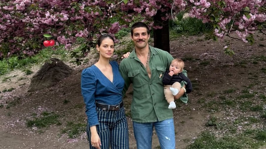 Laura, Chay e Ana Laura, Chay e Ana
