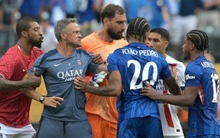 Luis Enrique se pronuncia sobre agressão a brasileiro do Chelsea