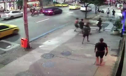 Suspeitos de agressão em Copacabana são detidos.