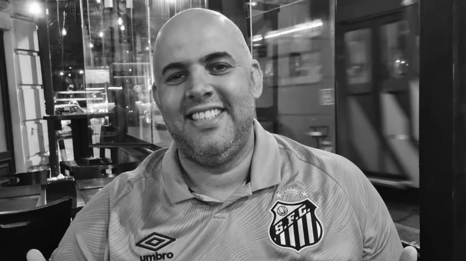 Narrador morre após transmitir jogo do Santos