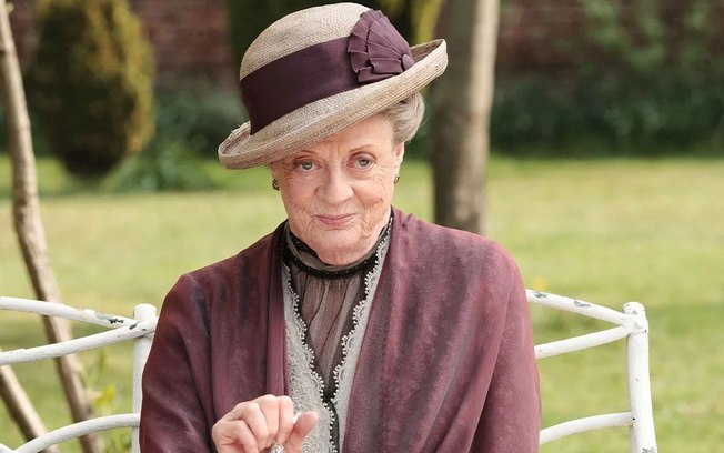 Maggie Smith morre aos 89 anos