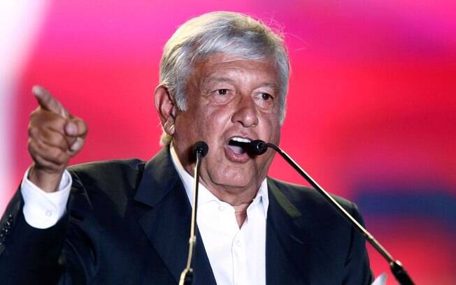 Andrés Manuel López Obrador, do Movimento Regeneração Nacional (Morena), presidente do México