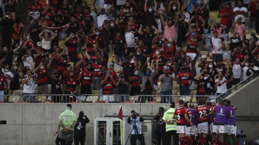 Torcida presente em Flamengo x Barcelona de Guayaquil