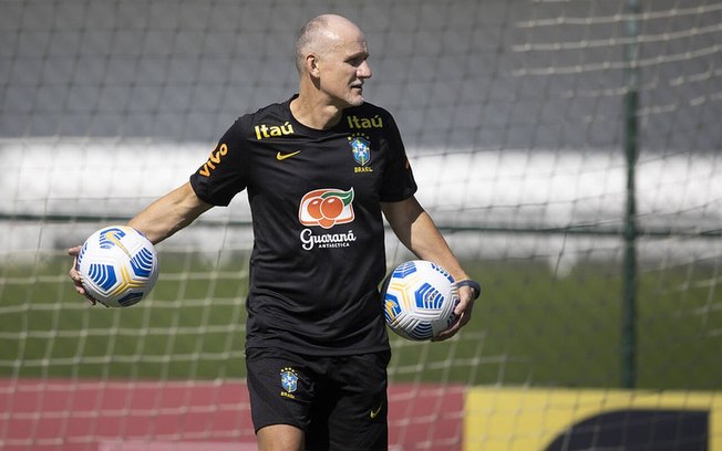 Taffarel segue na Seleção Brasileira 