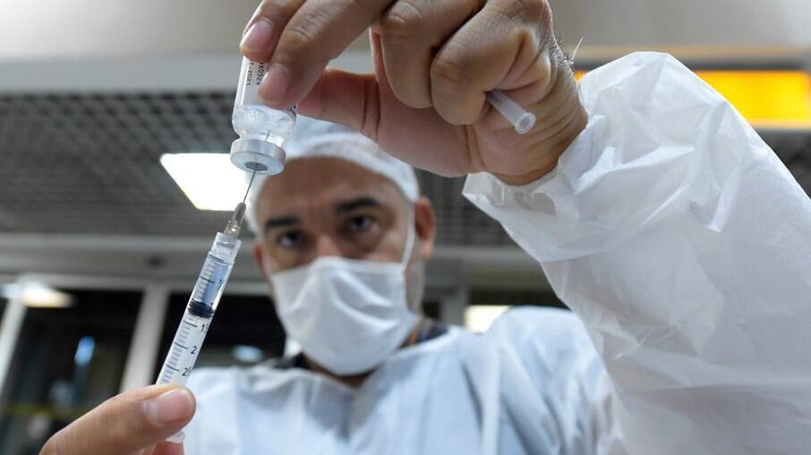 CDC anunciou que imunizados com qualquer vacina poderão entrar nos EUA
