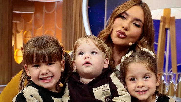 Frequência escolar dos filhos de Virginia gera debate na web