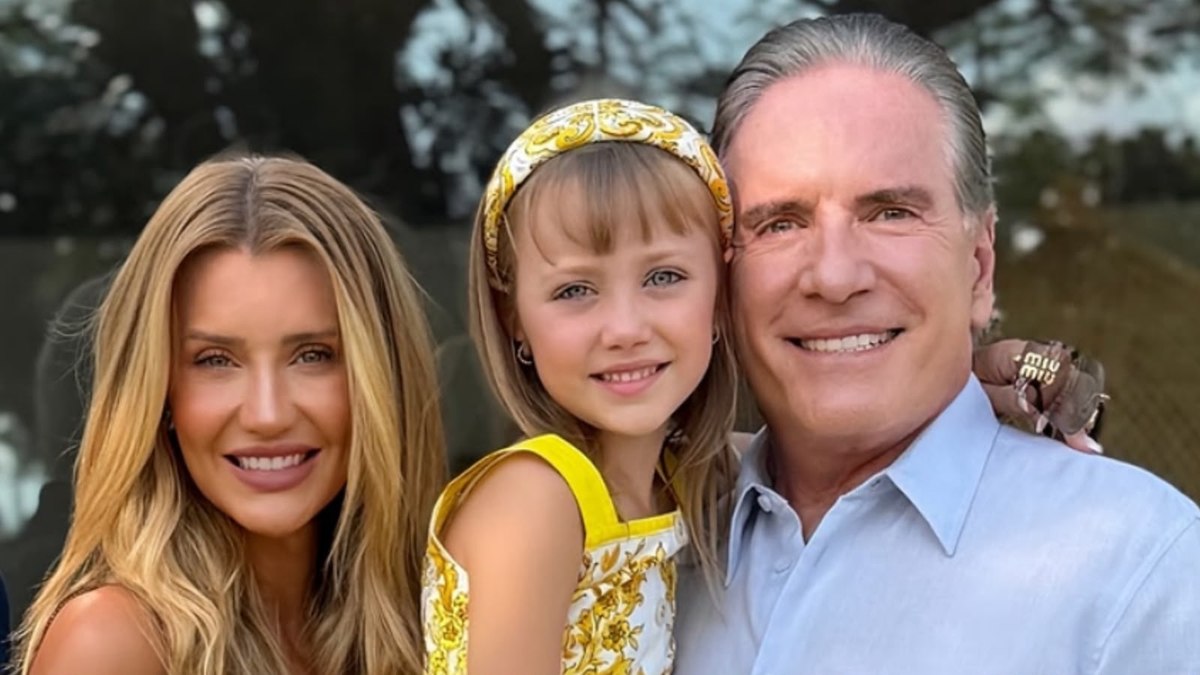 Ana Paula Siebert, Roberto Justus e a filha 
