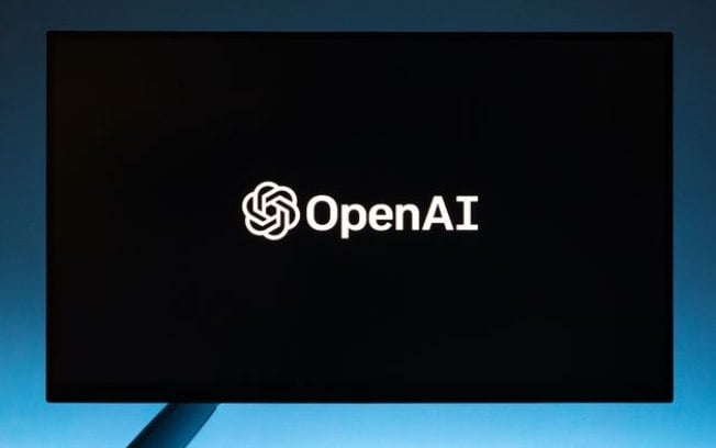 OpenAI admite que modelos de IA usam materiais protegidos por lei