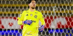 Torcida do Flamengo pede saída de titular absoluto