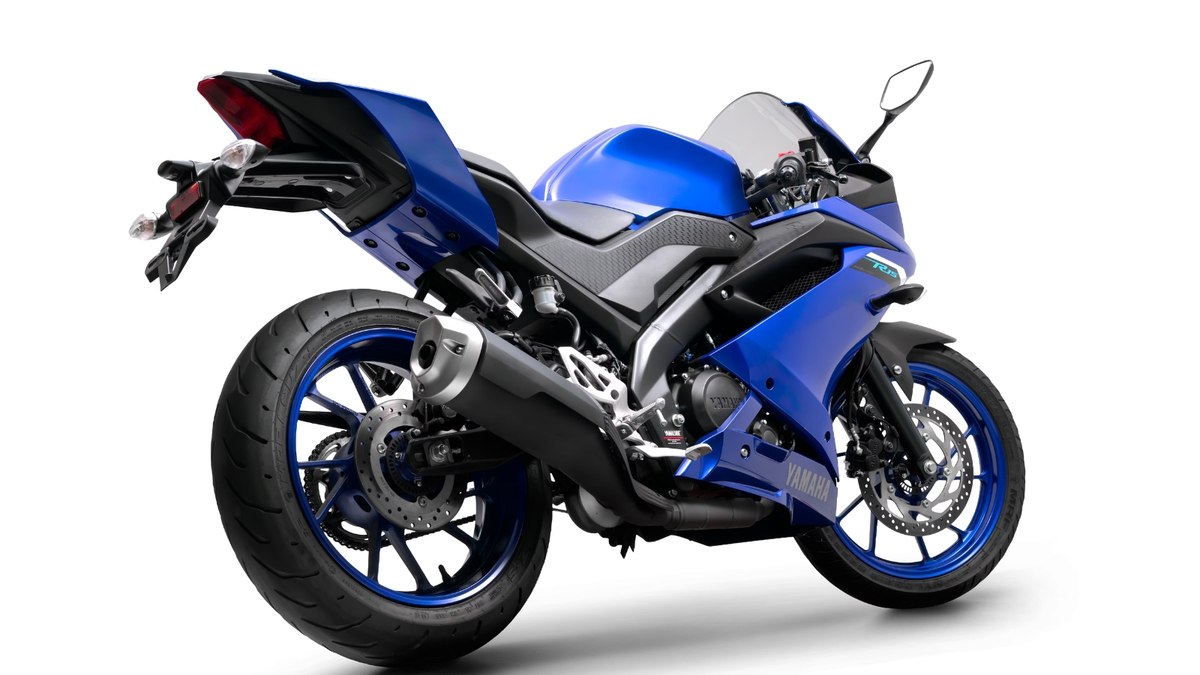 Yamaha R15 ABS 2026 atualiza motor e será vendida por R$ 23.390