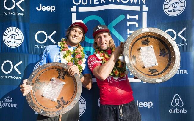 Connor O´Leary e Matt Wilkinson, vice e campeão da quinta etapa do circuito mundial de surfe