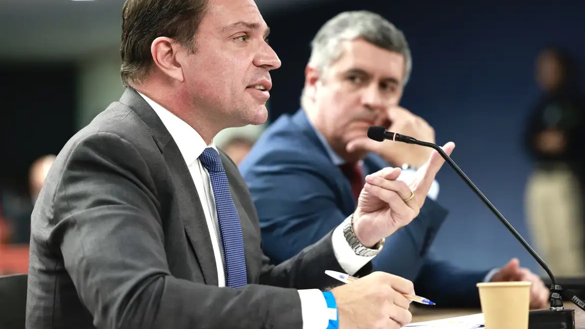 URGENTE: Moraes Determina Perda de Mandato de Ramagem Após Condenação por Tentativa de Golpe!