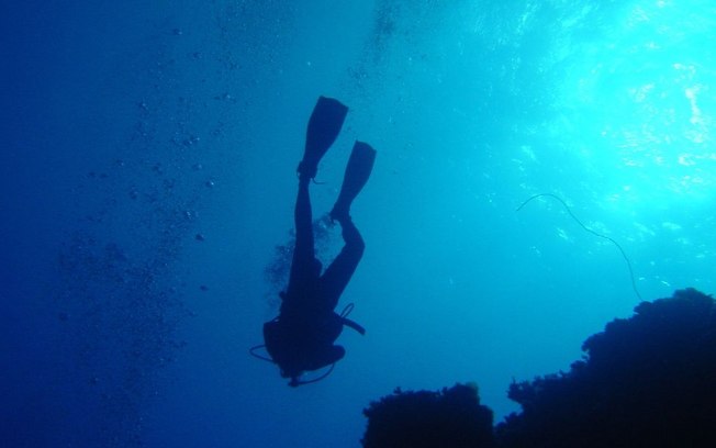 Saiba o que é doença de descompressão que matou turista em Fernando de Noronha