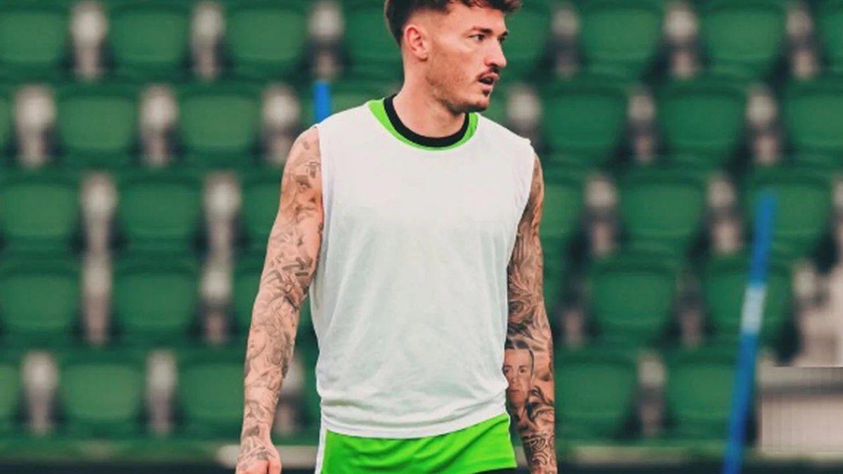 Capitão do Elche, Josan Ferrández, é detido por violência doméstica