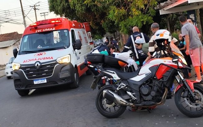 Idosa de 84 anos é atropelada por motociclista ao atravessar avenida em São Carlos