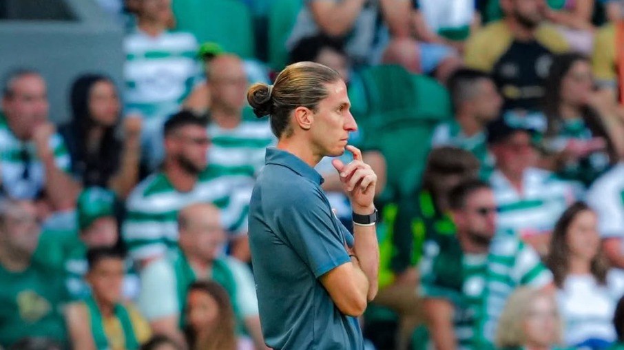Filipe Luís na derrota do Monaco contra o Sporting