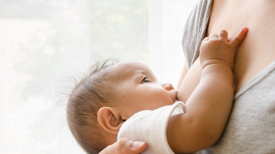 Leite humano é o mais completo alimento para recém-nascidos