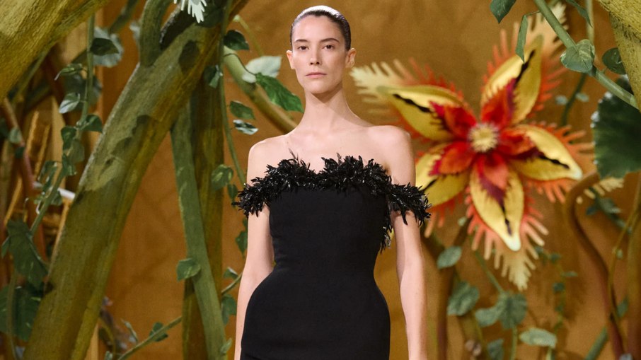 Vestido Chanel Preto Vestido Chanel Preto