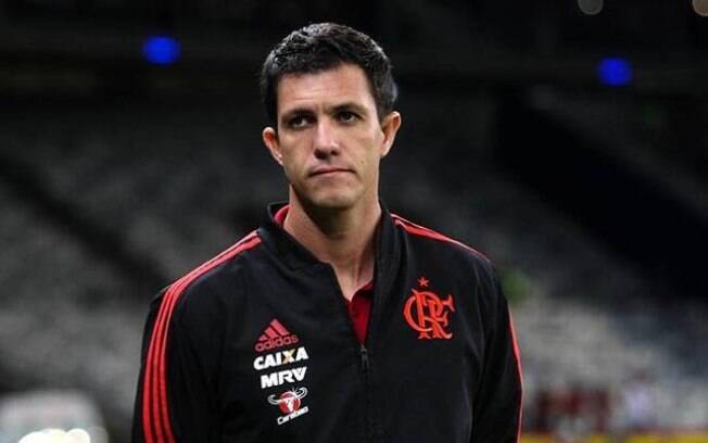 Maurício Barbieri deixou o comando do Flamengo após eliminação na Copa do Brasil