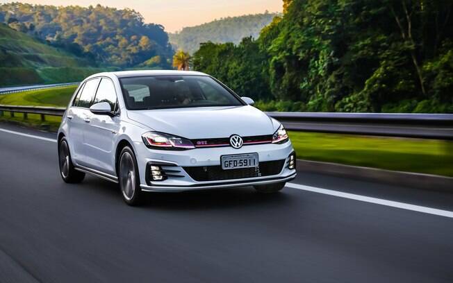 O esportivo VW Golf 2019 é o destaque entre os carros mais caros de consertar, mas também um dos melhores de dirigir