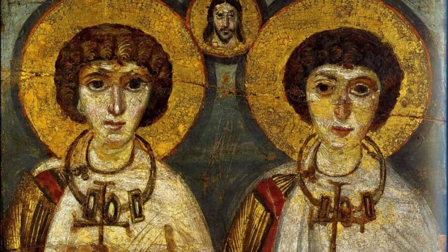 Representação de Sérgio e Baco com figura de Cristo no meio de ambos; configuração era usada para representar casais na Roma Antiga